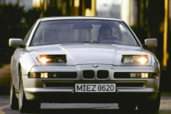 BMW 8 sērijas 1989 kupejas foto attēls 1